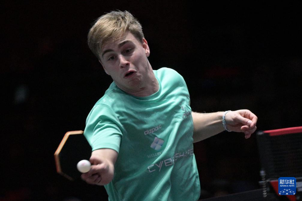 在这样的背 在这样的背