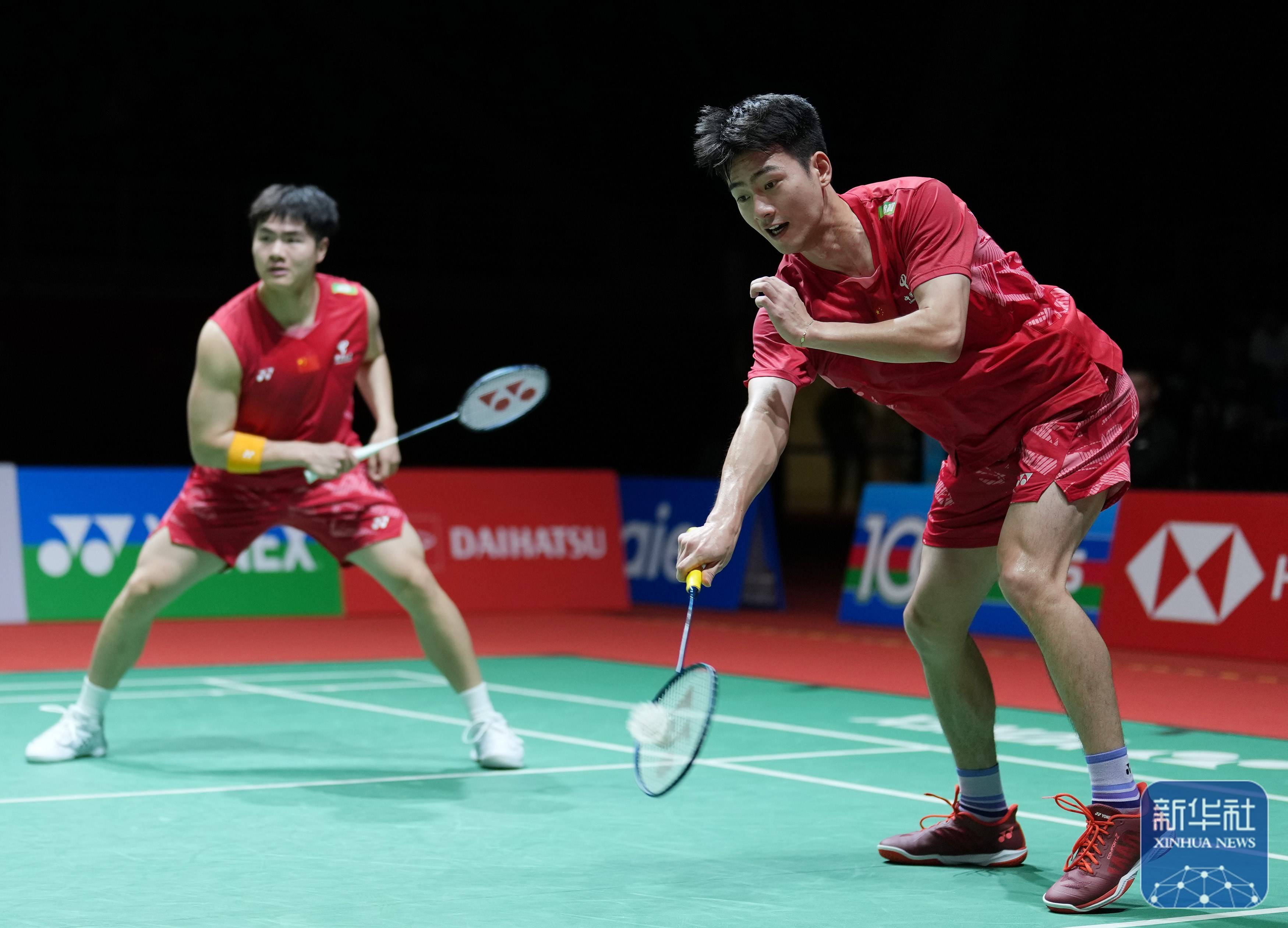 从乐娜与台 从乐娜与台